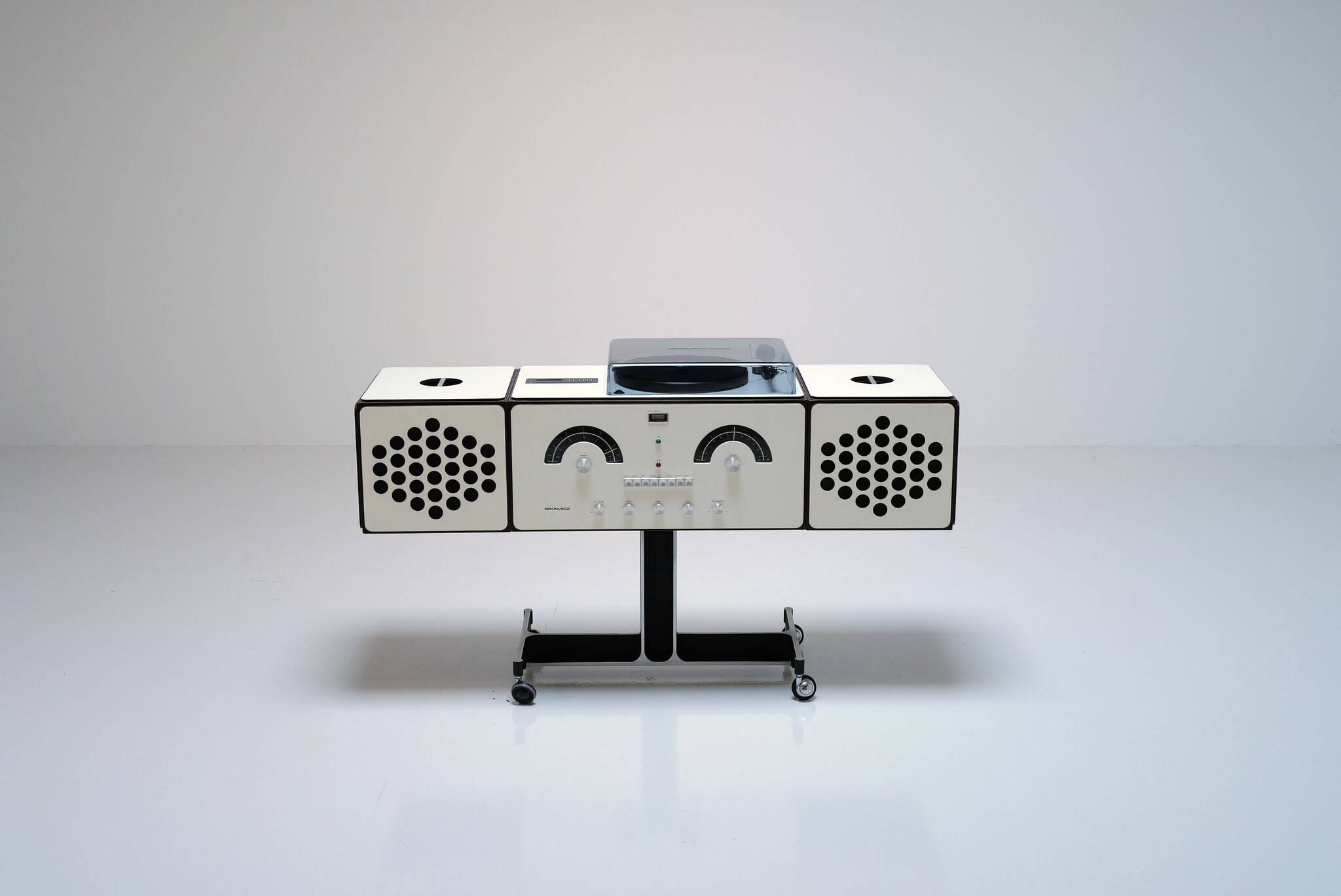 Radiophonograph Cubo RR226 Limited Edition van Achille & Pier Giacomo Castiglioni voor Brionvega, 2008