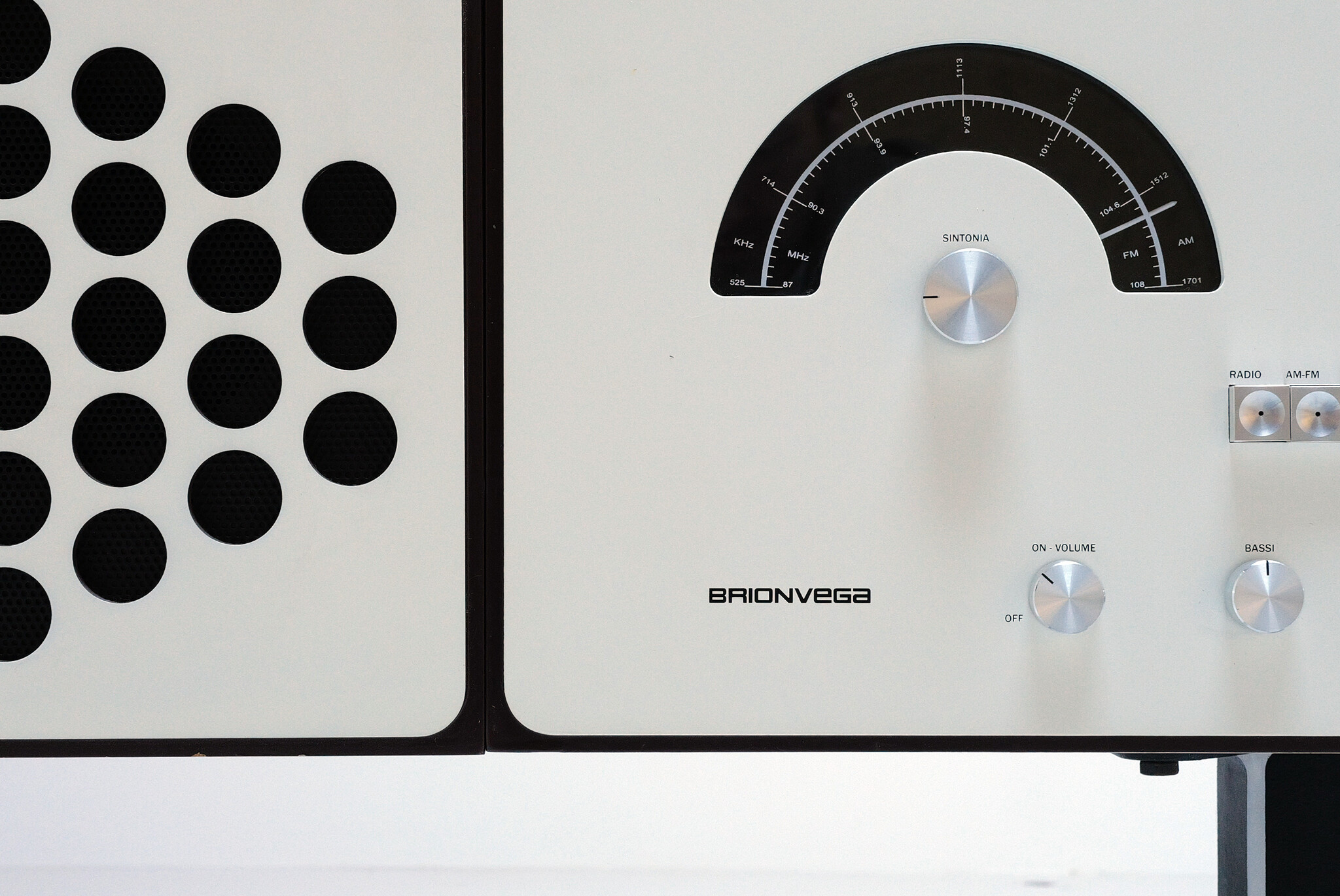 Radiophonograph Cubo RR226 Limited Edition van Achille & Pier Giacomo Castiglioni voor Brionvega, 2008