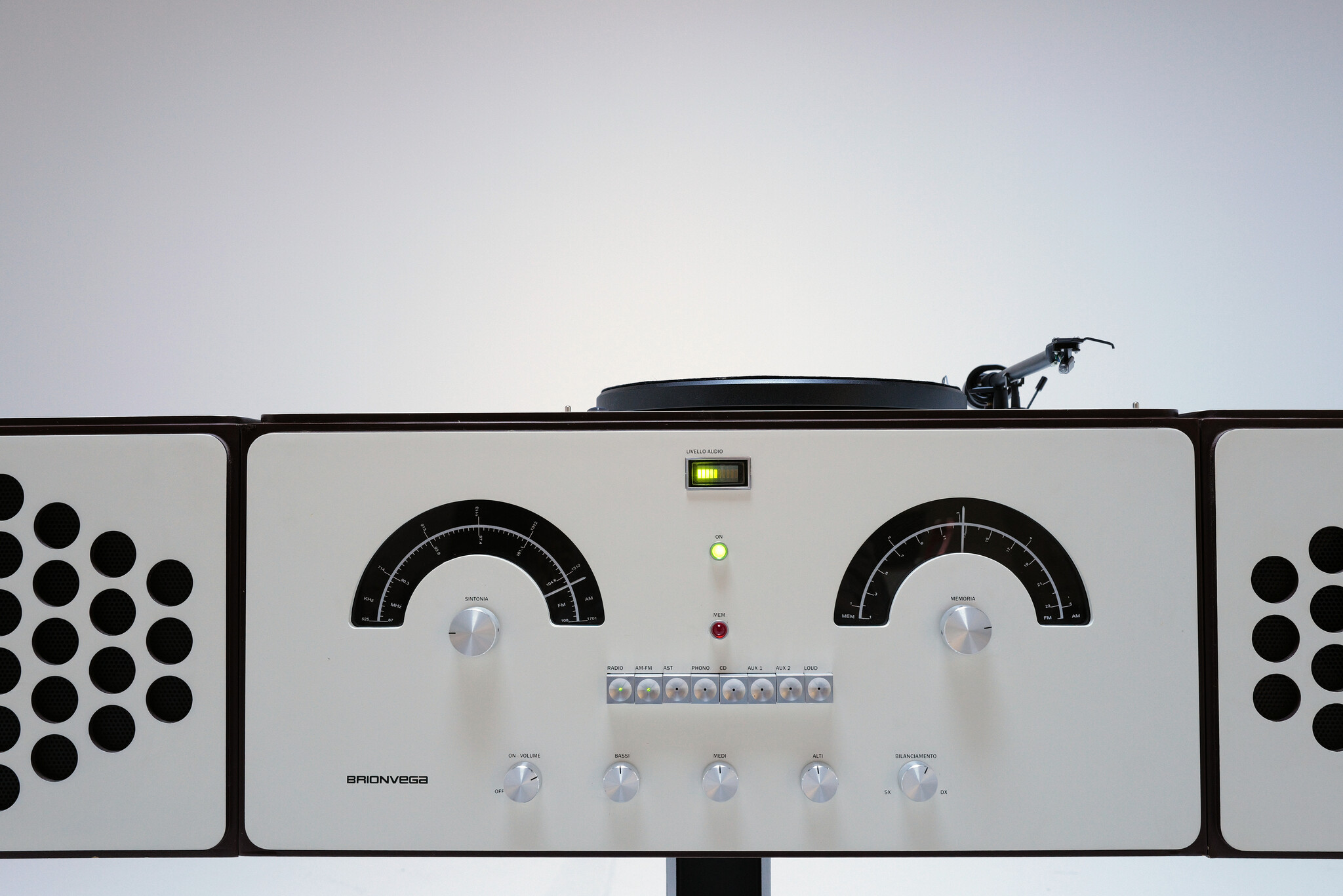 Radiophonograph Cubo RR226 Limited Edition van Achille & Pier Giacomo Castiglioni voor Brionvega, 2008