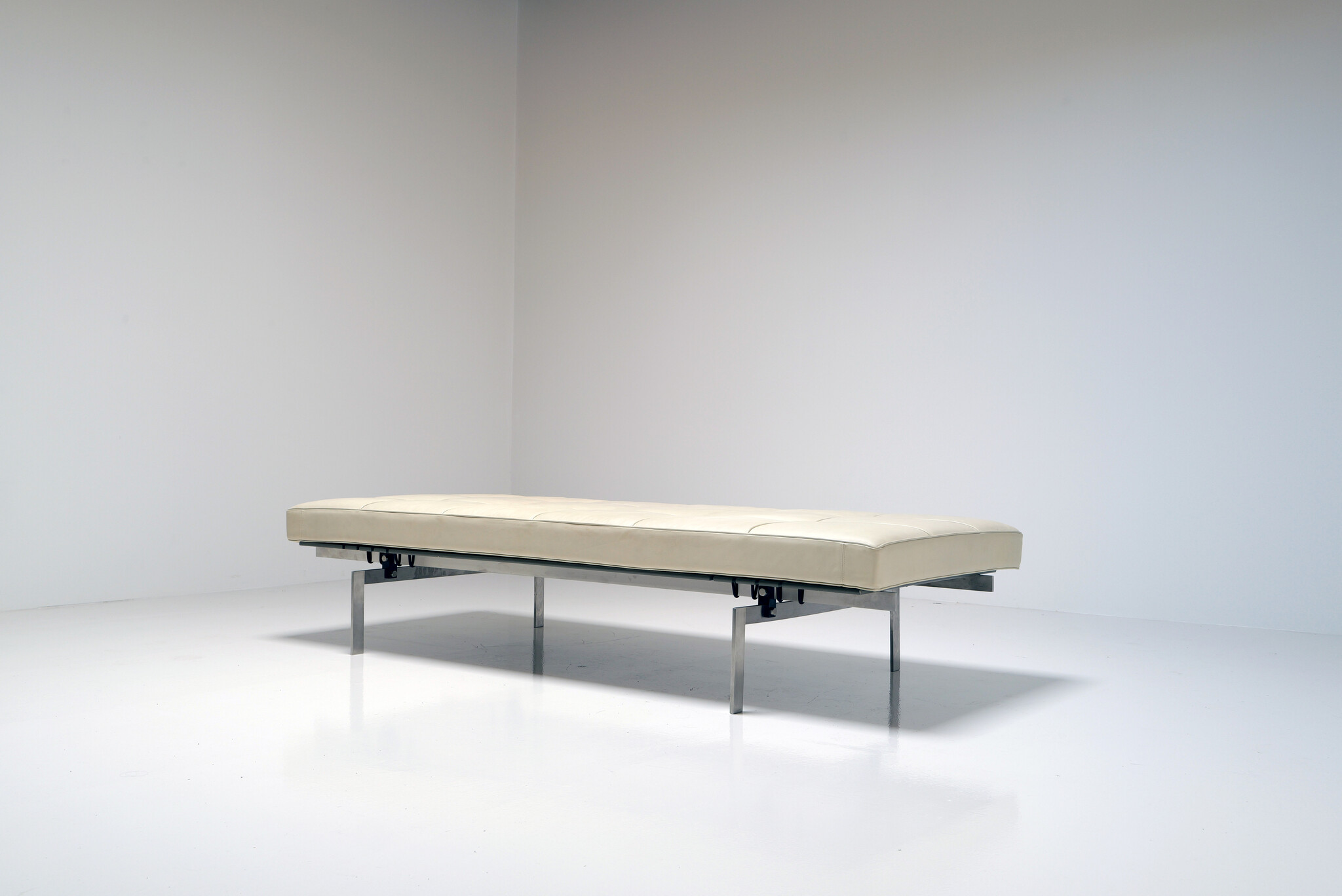 PK80 Daybed van Poul Kjærholm voor Fritz Hansen, 1957