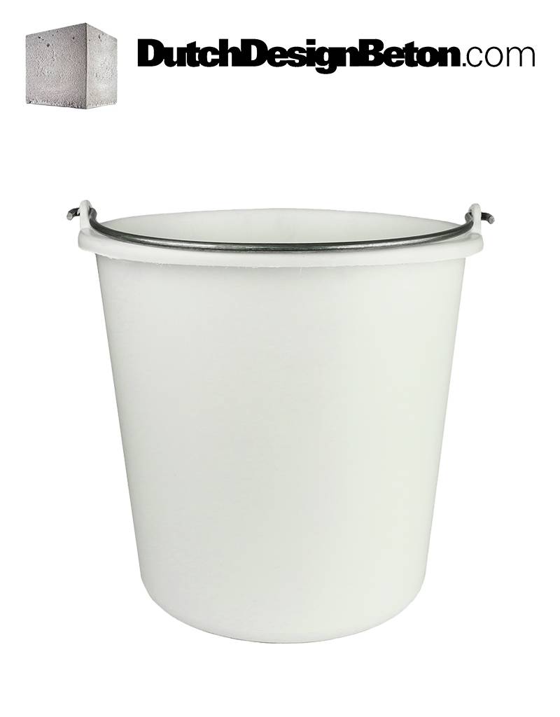 DutchDesignBeton.com White Bucket. To pour into molds.