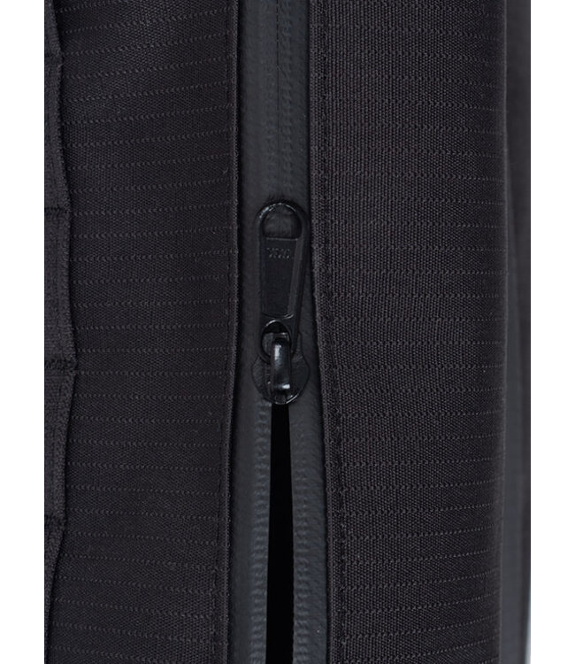 Susan Bijl The New Bum Bag - Black & Black - Small