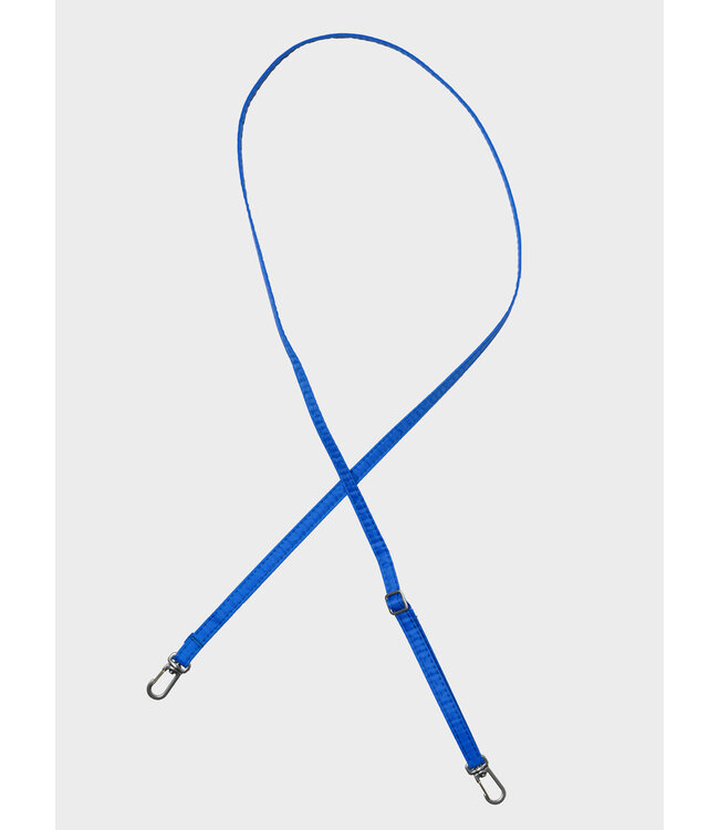 Susan Bijl The New Strap - Yves