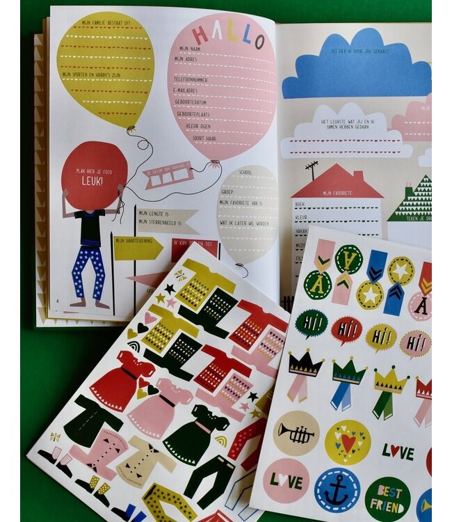 Uitgeverij De Wereld van Snor Vriendenboek