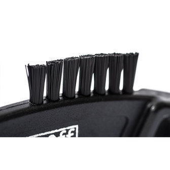 Muc-Off Claw Brush