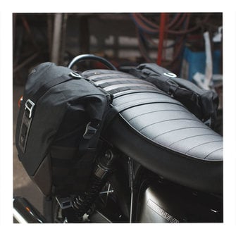 Legend Gear by SW-Motech Saddlebag LS1 + Saddle Strap SLS