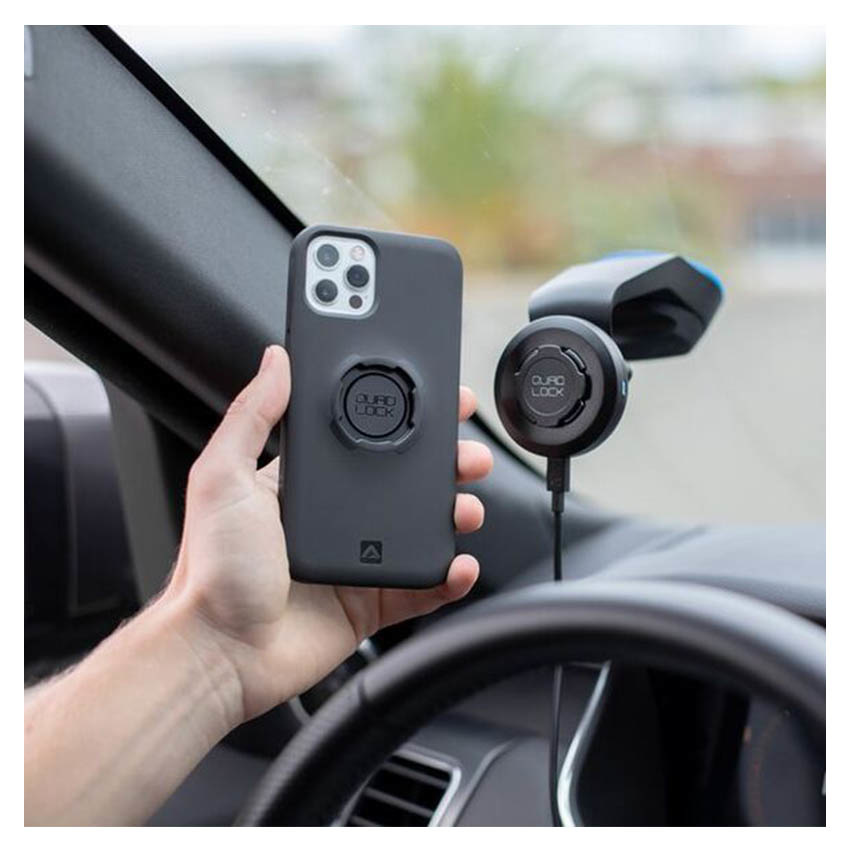 Quad Lock Windscreen/Dash Car Mount Biker Outfit