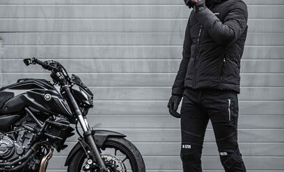 URBAN BLACK