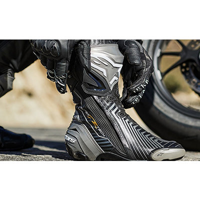 Motorcycle footwear