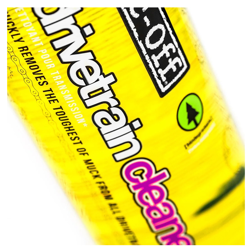 MucOff Drivetrain Cleaner Biker Outfit