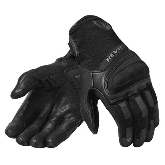 Striker, Stealth Gloves