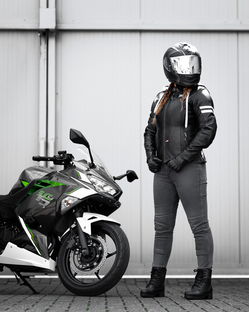 Rusty Stitches Joyce V2