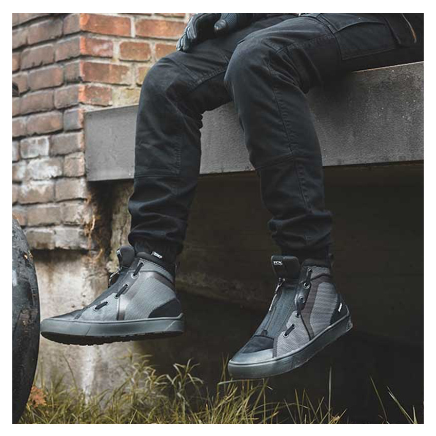 IKASU 2 AIR CHAUSSURES MOTO ÉTÉ HOMME - NOIR/OCRE TCX