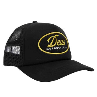 Deus Ex Machina Ride Out Trucker