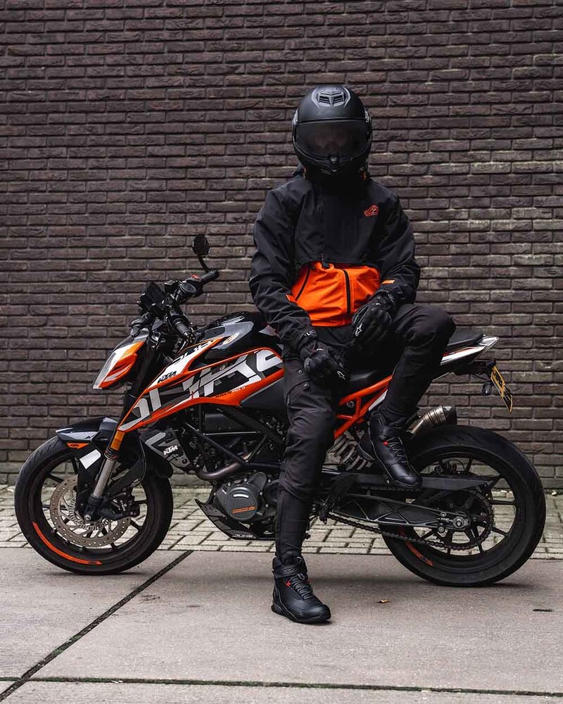 LS2 Advant Noir Matt