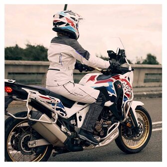 Richa Eternity Women Trousers