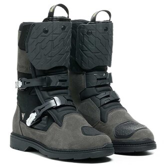 Dainese Overyond XT GTX