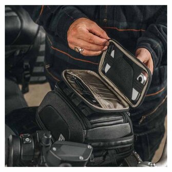 Legend Gear by SW-Motech Smartphone Bag LA11
