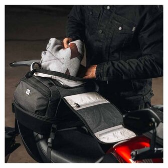Legend Gear by SW-Motech Tail Bag LR4