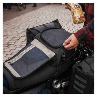 Legend Gear by SW-Motech Tail Bag LR3