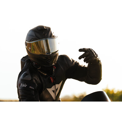 Motorcycle helmet