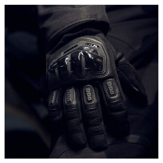 Richa Bodyguard Gloves