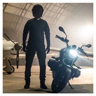 Pando Moto Mark Black AAA