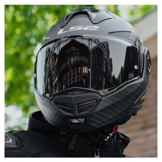 LS2 Advant X Carbon FF901