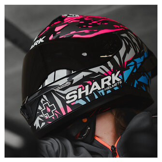Shark Skwal Cup Replica Redding