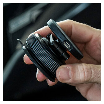 SP Connect SP Charging Suction Mount Pro