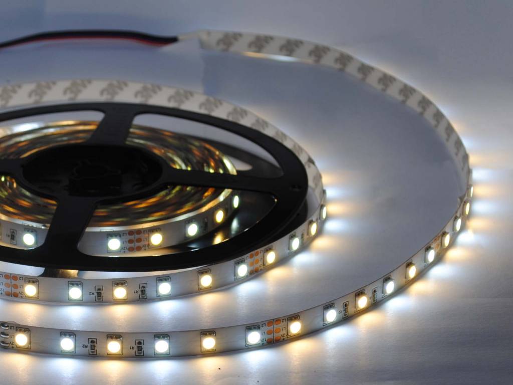 Tira LED Flexible 2835 60 LED/m - Blanco cálido ~ Blanco - temperatura de color ajustable - por 50cm