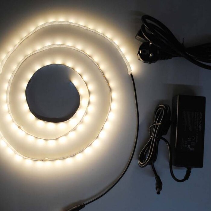 Blanco Cálido 5630 60 LED / m completa