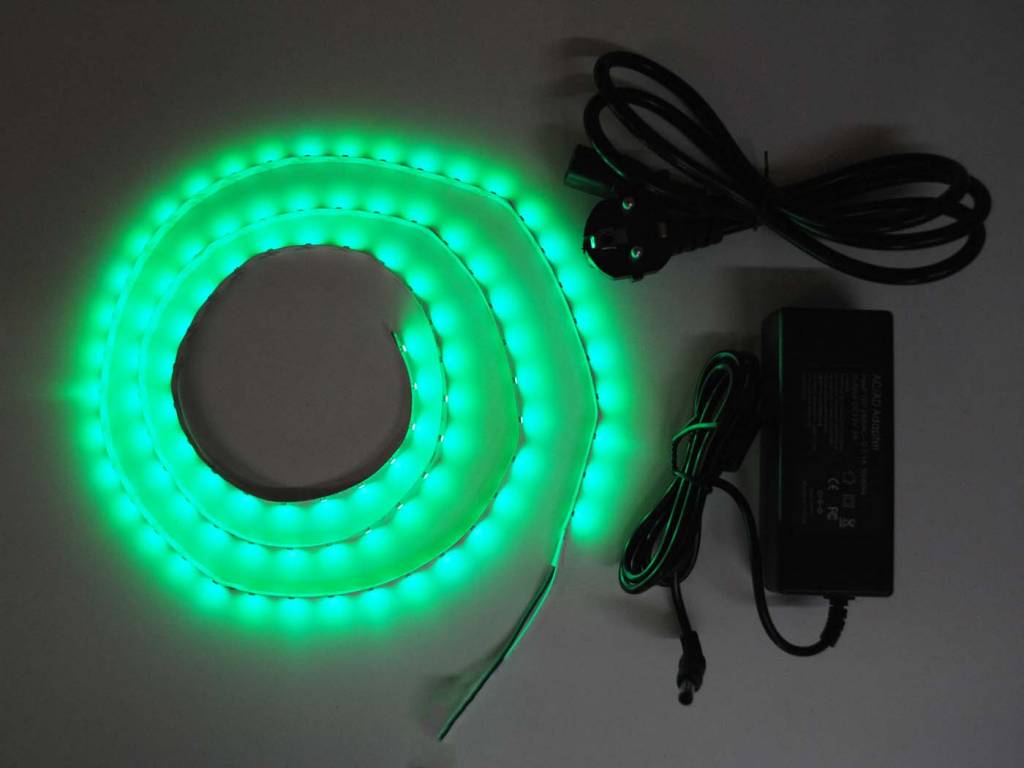 Verde 60 LED / m completa