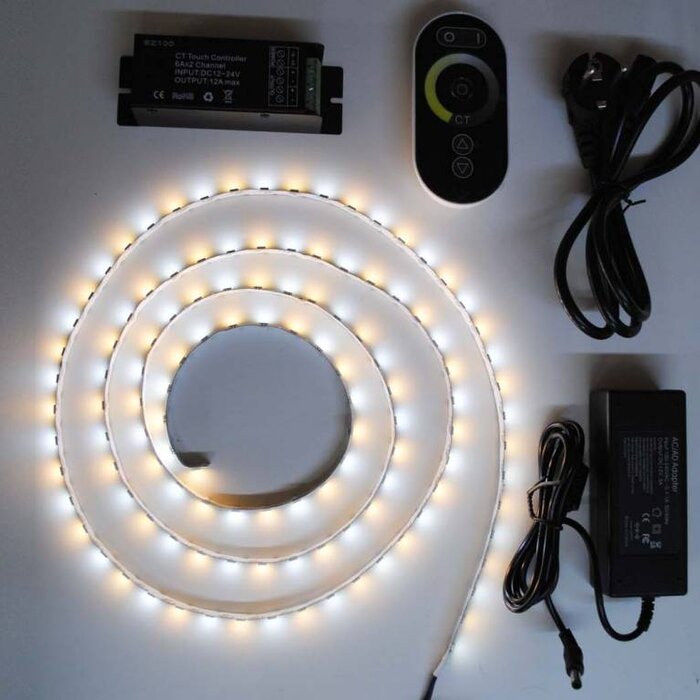 Weiß / Warm Weiß einstellbar 60 LED/m LED Streifen Set