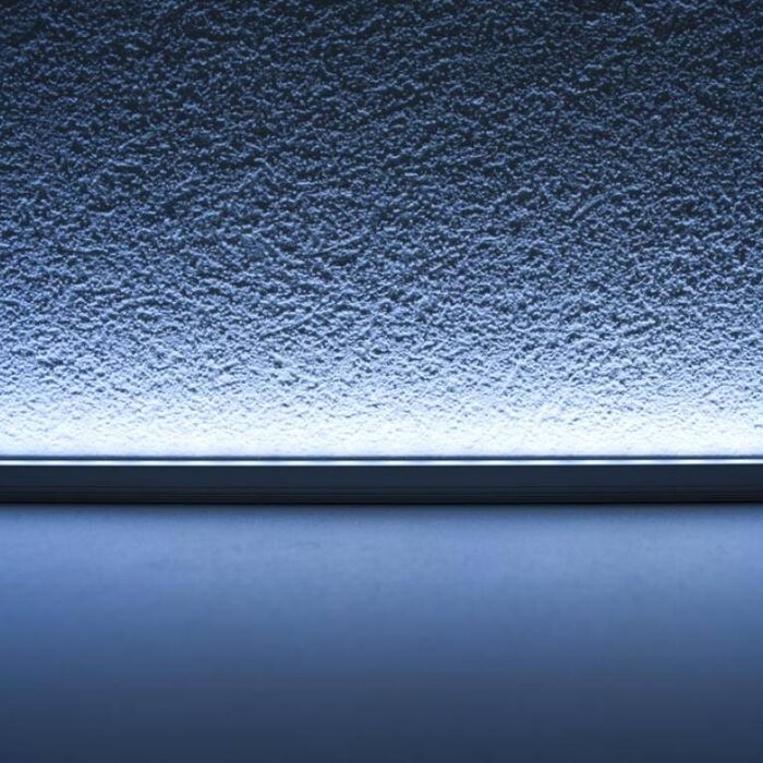 Striscia LED Rigida Impermeabile - Blanco freddo 5050 SMD 7.2W