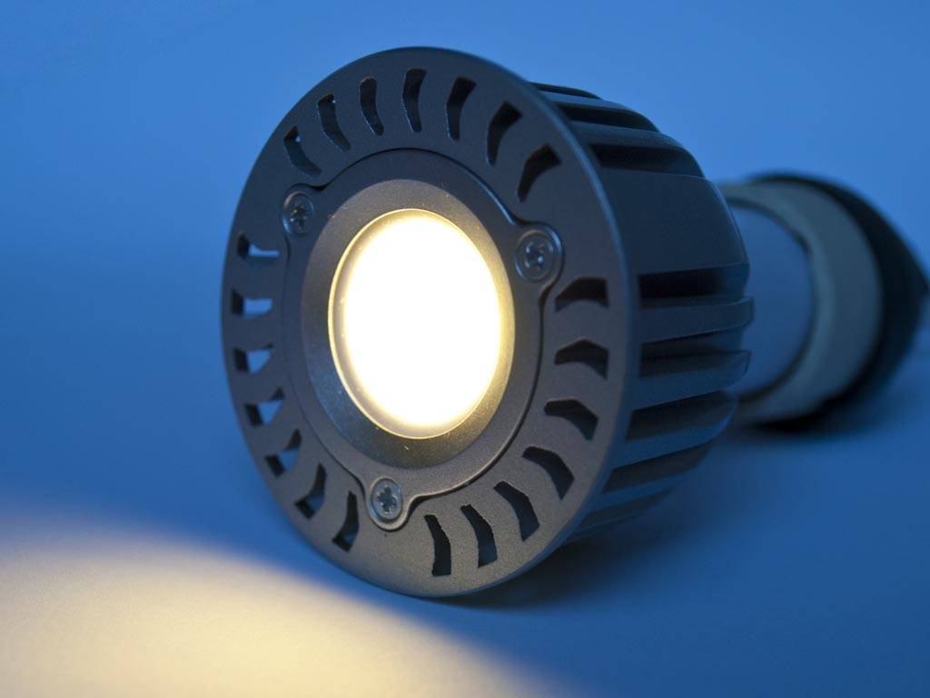 GU10 COB LED Spot LM50 5 Watt 110-230 Volt Dimmable