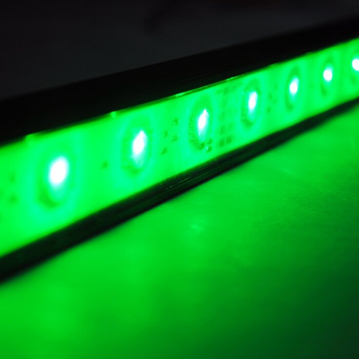 LED Leiste 50 Zentimeter LEDBAR PRO RGBWW IP68 Wasserdicht 12W 24V