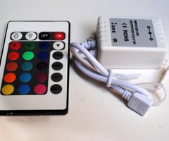 Controllore RGB con telecomando IR