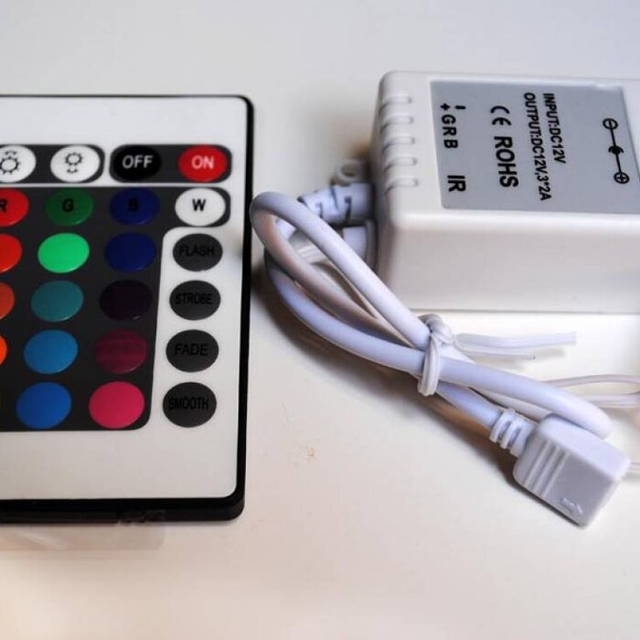 Controlador RGB con control remoto IR