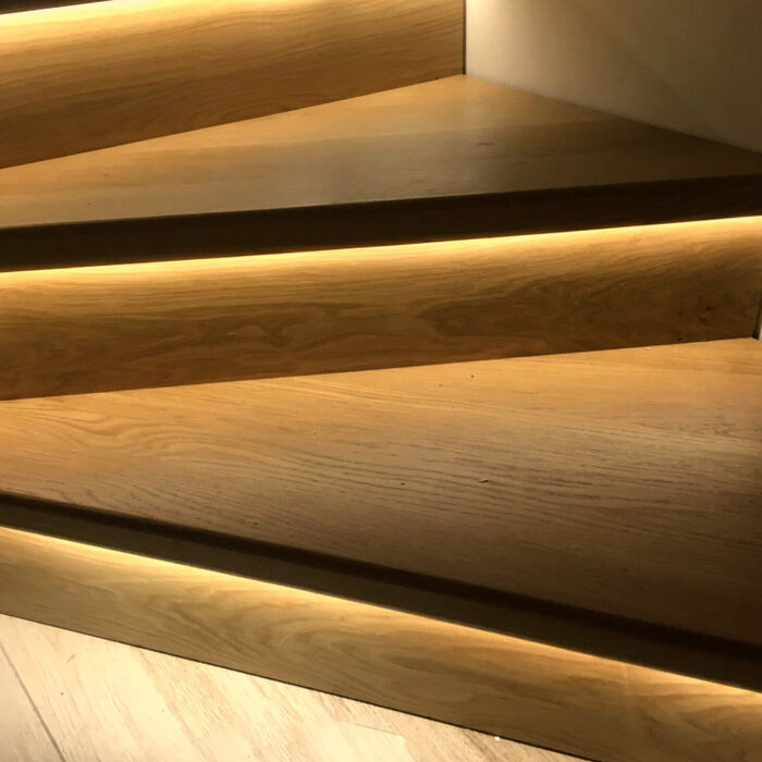 Ensemble de bandes LED pour éclairage d'escalier