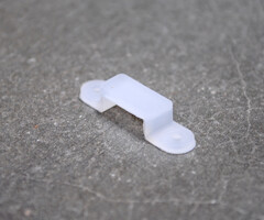 Escuadra de montaje para tira LED flexible impermeable