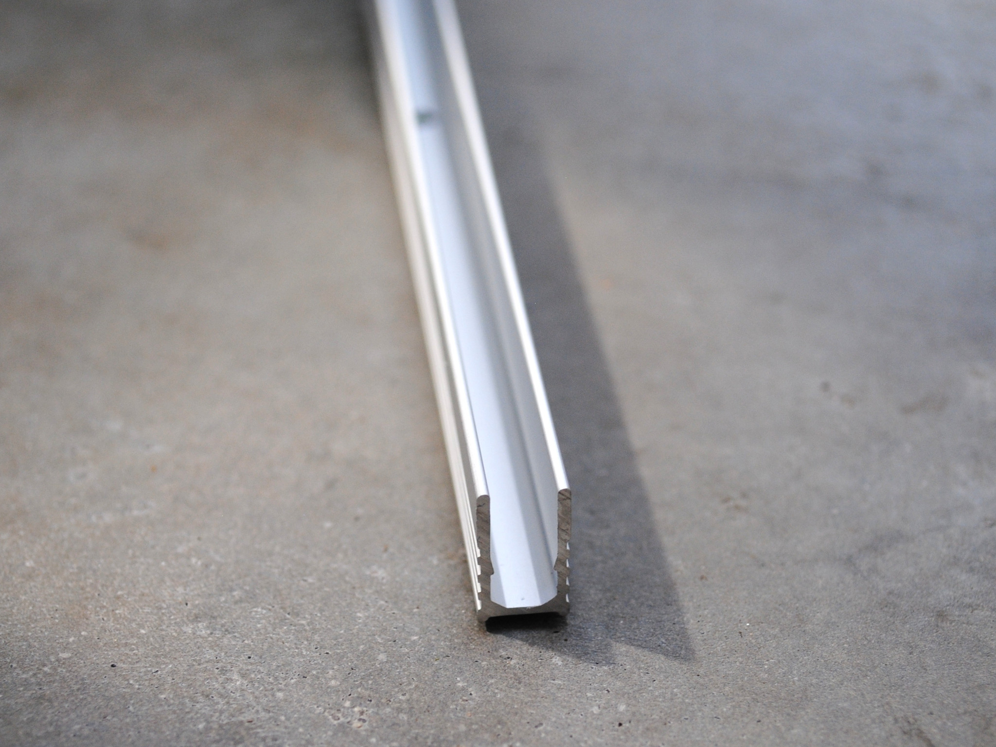 Profil en aluminium 6x12 pour Neon - 1 mètre