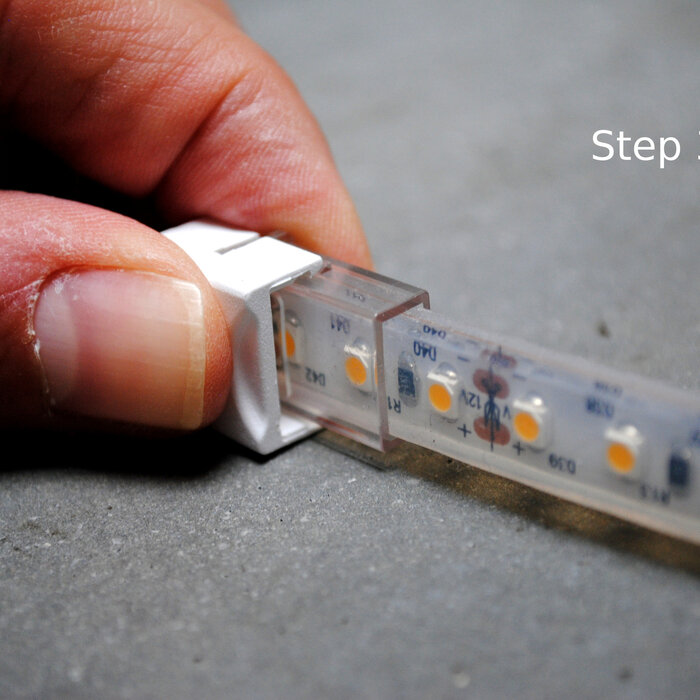 Connettore senza saldatura IP67 2 pin 8mm PCB striscia a striscia con cavo