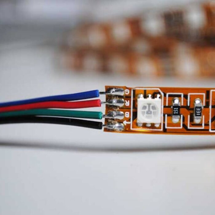 Striscia LED - RGB - 30 LEDs/m - per 50cm