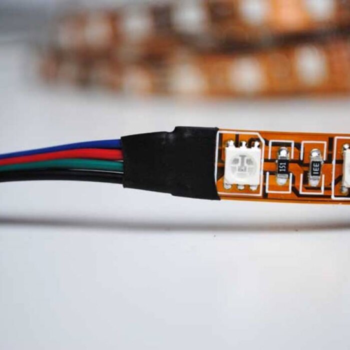 Striscia LED - RGB - 30 LEDs/m - per 50cm
