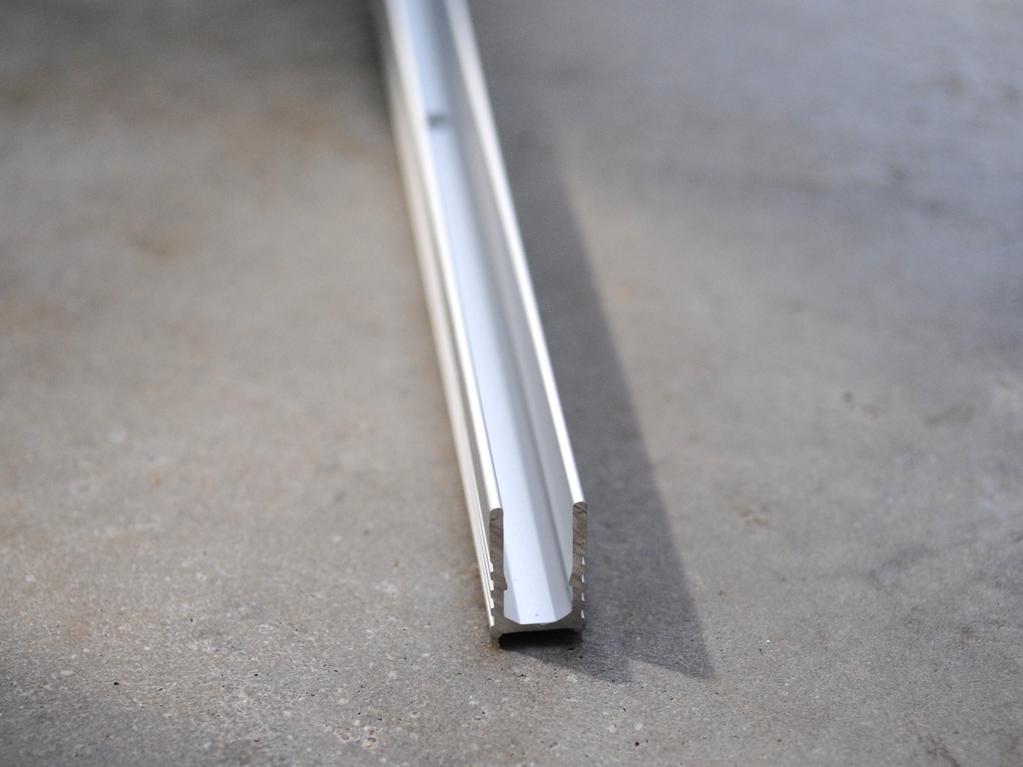 Aluminium montageprofiel 4x10mm Voor Enkelkleurige Neon - 1 Meter