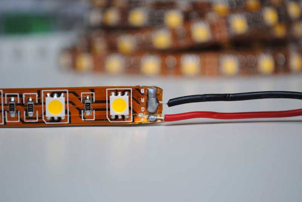 LED Streifen 5050 60 LED/m Grün je 50cm