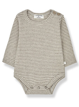 1+ in the family 1+ in the family body met lange mouwen.