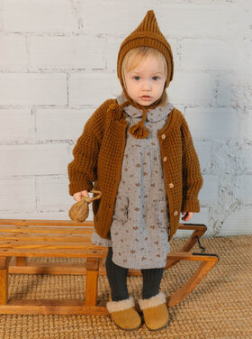 Búho Buho kleedje met subtiele print