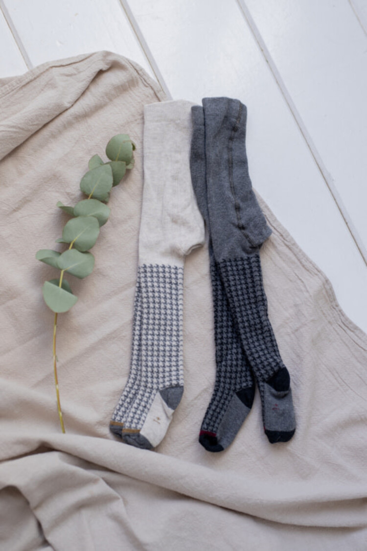 1+ in the family 1+ in the Family 42H 24w-232 AURORA oatmeal